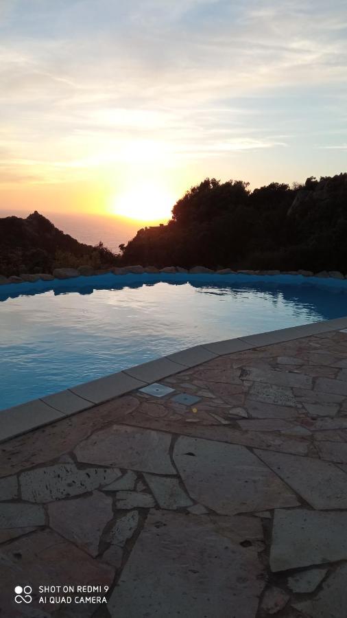Villetta Rocchi - Costa Paradiso Kültér fotó